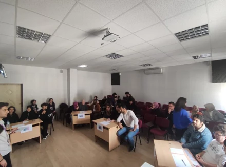 Matematik Topluluğunun düzenlediği 1. Bilgi Yarışması etkinliği 